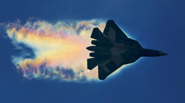 观看俄罗斯的新型战斗机发出可怕的尖叫声