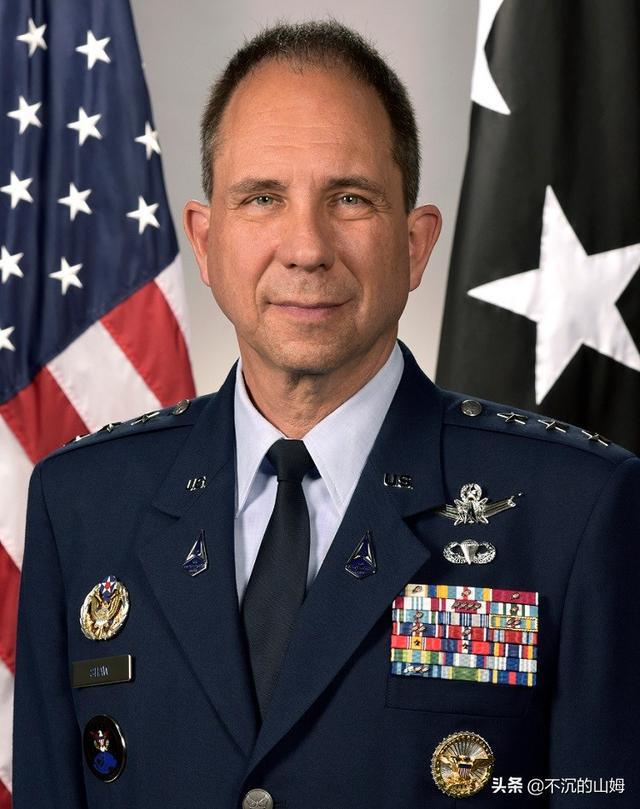 印太战区空军司令布朗升任美军上将与美国空军参谋长布朗的比较