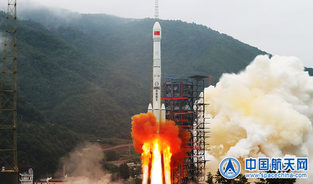 弑星者基地发射视频_航天飞行器的发射原理_挑战者号航天飞机发射