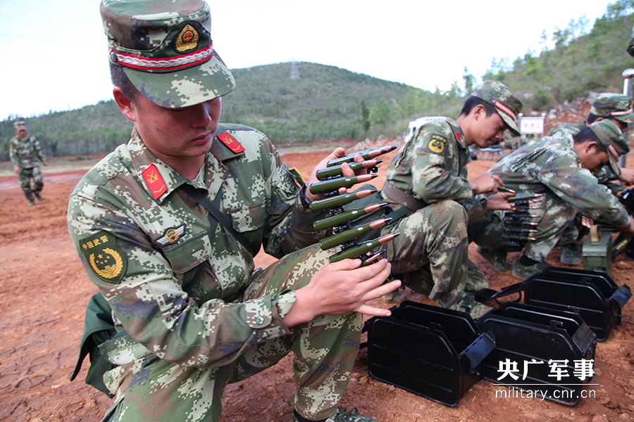 超兽武装2部_超兽武装3部全集_武装部后勤是做什么的