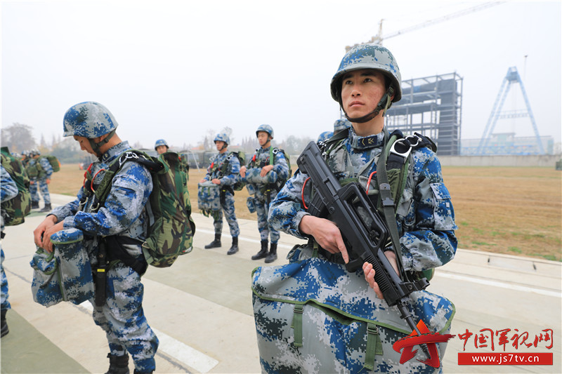 12军在南京有部队吗_空15军作战部队有多苦_魔兽地图血腥苦工大作战